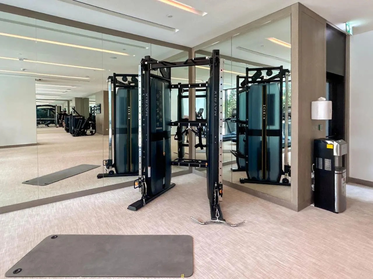 New Beach And Creek View 2Br In Palace Residences Dubai United Arab Emirates